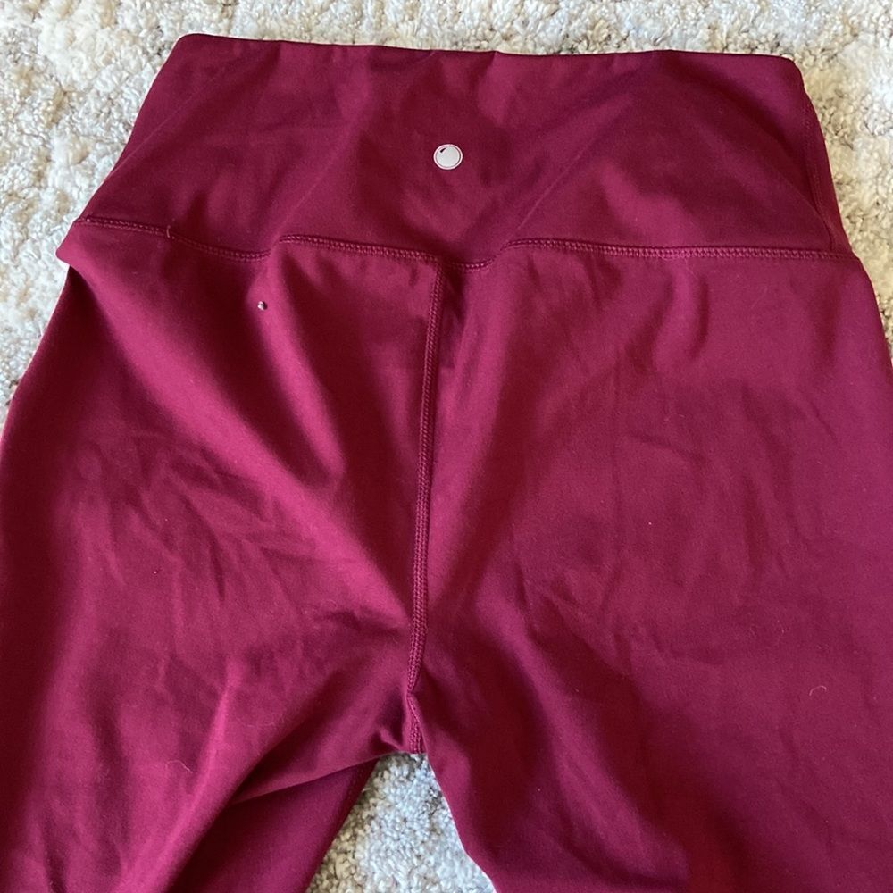 Yogalicious Leggings Size M Capri Waist Band - Picture 6 of 6